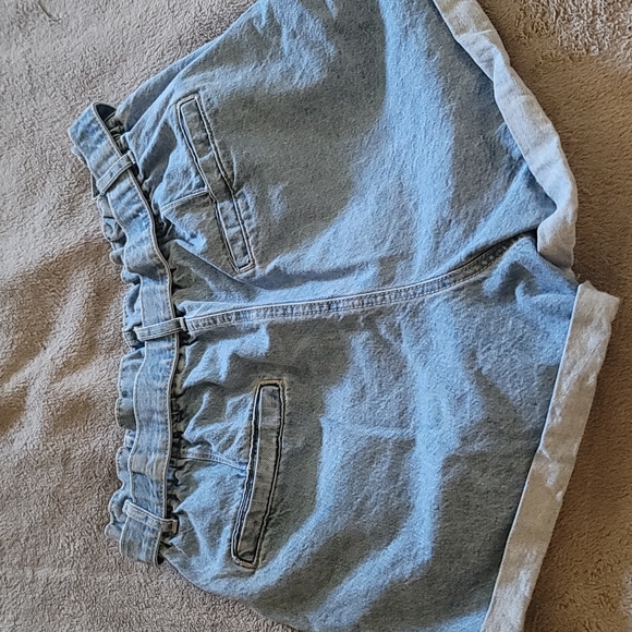 GARAGE PAPER BAG HIGH WAIST JEAN SHORTS - Picture 4 of 6